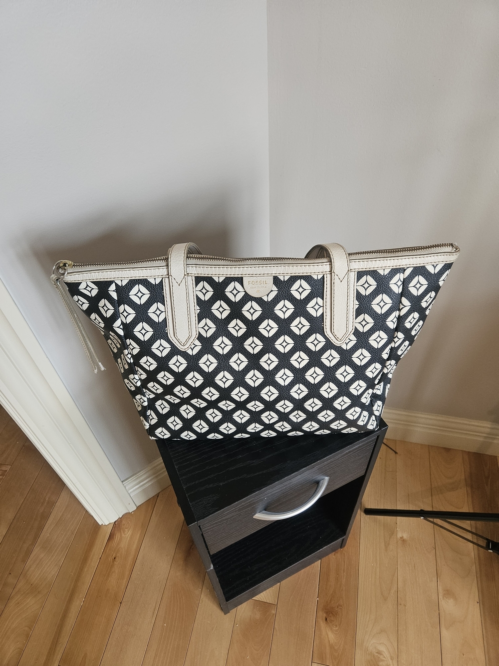 Fossil Black & Cream Patterned Tote Bag